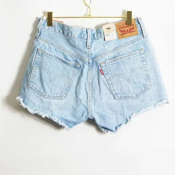 Levi's High Rise Cutoff Denim Shorts in Light Blue Wash 28 - Picture 3 of 4